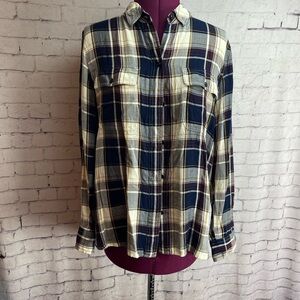 Madewell size large classic long sleeve button down shirt blue and cream plaid